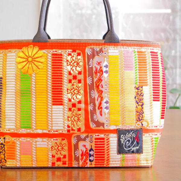 実例183 袋帯 丸いフォルムの手提げバッグ