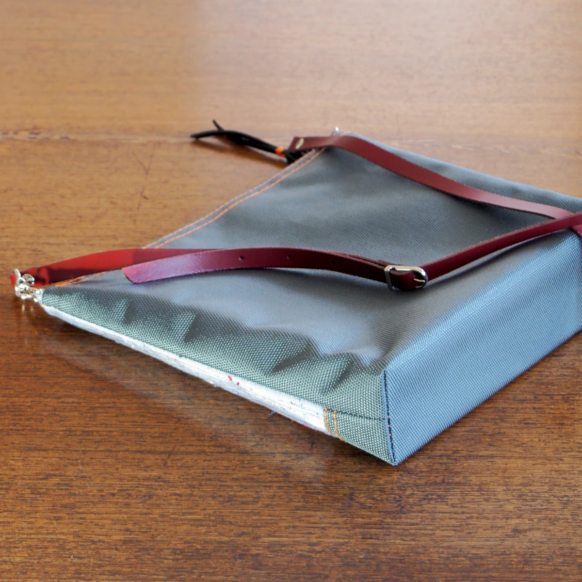 実例197 青ネップ帯 斜め掛けバッグ