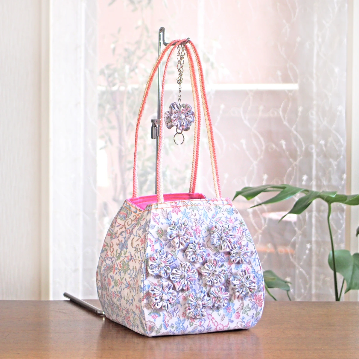 実例197 小花柄帯 花バルーンバッグ